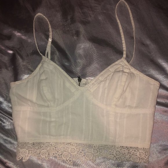 Cropped Tank Top - Picture 1 of 1